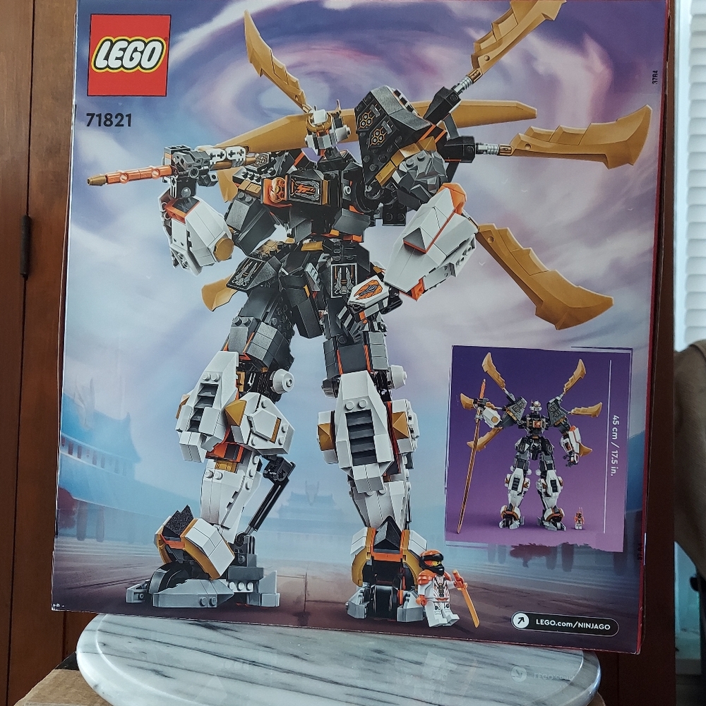 LEGO Ninjago Cole's Titan - Picture 7 of 11